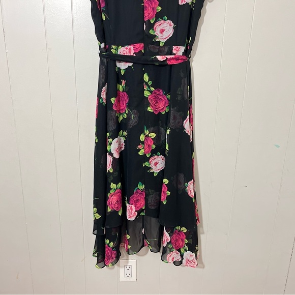 Betsey Johnson Floating Roses Faux Wrap Dress Plus Size 18W - Picture 3 of 13
